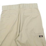 DICKIES Mens Shorts Beige Casual Cotton Blend M W33 Loose Fit Workwear