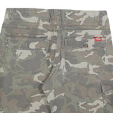 DICKIES Womens Shorts Green Camouflage Cargo M W30 Workwear Cotton Blend