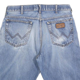 WRANGLER Mens Denim Blue Casual Shorts L W34 Cotton Blend Relaxed Fit