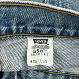550 Levis Jeans - 36W 30L Blue Cotton