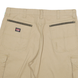 WRANGLER Mens Shorts Beige XL W36 Casual Cargo Multiple Pockets Durable