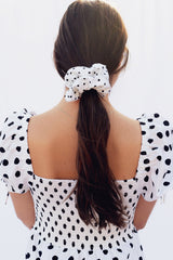Babe Scrunchie in Mini Dot