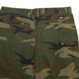 DICKIES Mens Casual Shorts Green Camouflage S W28