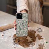 London Fog Cozy Woodland iPhone 6/6s/7/8/SE Case