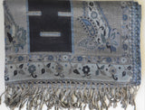 Elegant Handwoven Pashmina Shawl with Paisley Design – Soft, Elegant and Lightweight Wrap