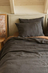 Linen pillowcase in Charcoal