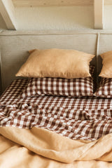 Linen bedding set in Mustard