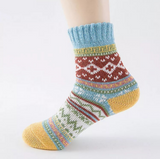 Anyfootwear 5 Pairs Size 5-9 Women Thick Warm Wool Cotton Socks Blue National Wind Flower Design Casual Winter Cozy Crew Socks Fashion Foot Accessories
