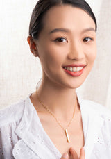 Necklace Golden B Collier Nacre-Blanche