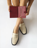 Luxe Traveler's Wallet with Coin Pocket