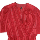 Womens Red Textured Stripe V-Neck Top M Polyester Blend Short Sleeve