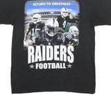 Mens Black Raiders Football Graphic T-Shirt M Short Sleeve Crew Neck Retro