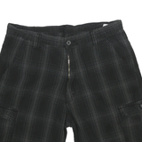 WRANGLER Mens Black Cargo Shorts Plaid XL W34 Casual Cotton Blend