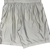 Nike Sport Shorts - 2XL White Polyester