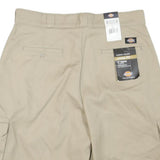 DICKIES Mens Shorts Beige Cargo Loose Fit L W36 Workwear Pocketed