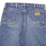 WRANGLER Mens Denim Blue Casual Shorts 2XL W36 Relaxed Fit Cotton Blend