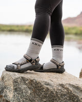 Camp & Trail Mid Socks | Granite