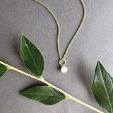 Paloma Pearl Necklace Gold