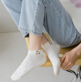 Anyfootwear 5 Pairs One Size 35-40 Women's White Cartoon Bear Print Socks Cute Animal Design Summer Casual Cotton Socks