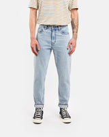 Relaxed tapered fit jeans in organic light vintage