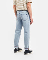 Relaxed tapered fit jeans in organic light vintage
