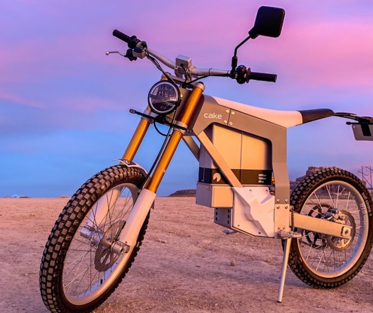 Riding into the Future: Exploring CAKE's Sustainable Motorbikes 🏍️🌱