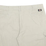 DICKIES Mens Shorts Beige Casual Cargo XL W38 Workwear Cotton Pockets