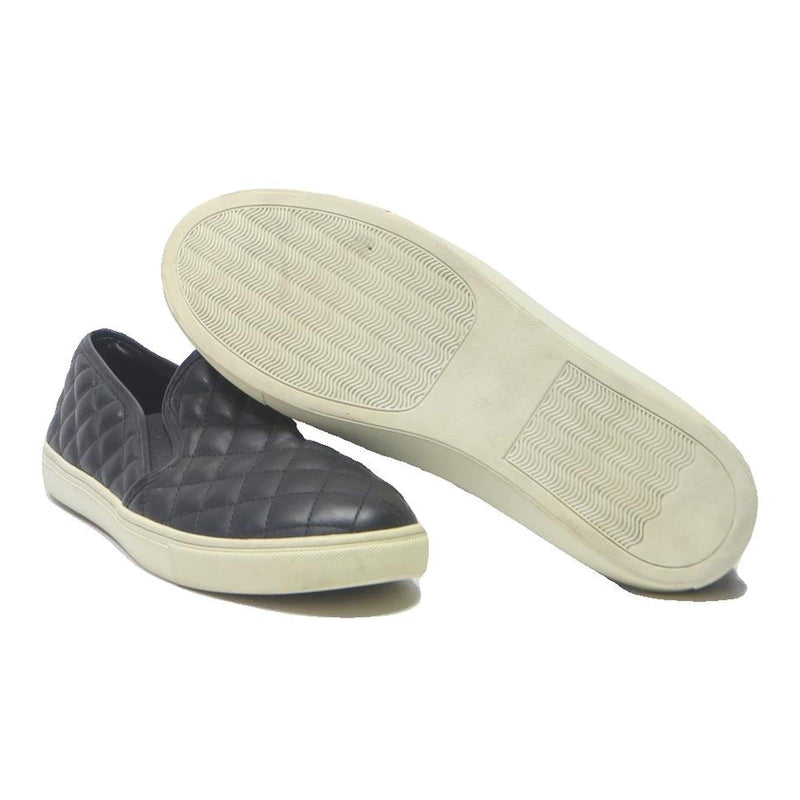 STEVE MADDEN Womens Black Quilted Leather Slip On Shoes UK 6.5 Comfortable