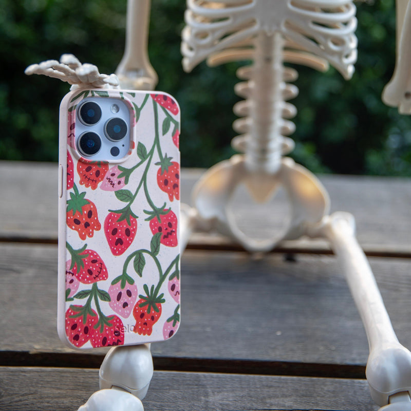 Seashell Strawboories Samsung Galaxy S22 Case