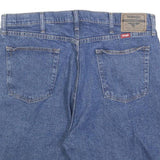 WRANGLER Mens Shorts Blue Denim Casual L W36 Cotton Blend Classic Fit