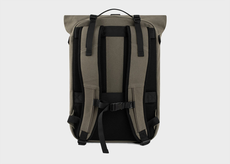 Nomad - The 3-in-1 expandable hemp backpack for nomads