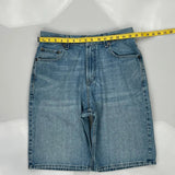 569 Loose Fit Levis Denim Shorts - 30W 11L Light Wash Cotton