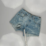 Levis Denim Shorts - 26W UK 6 Light Wash Denim