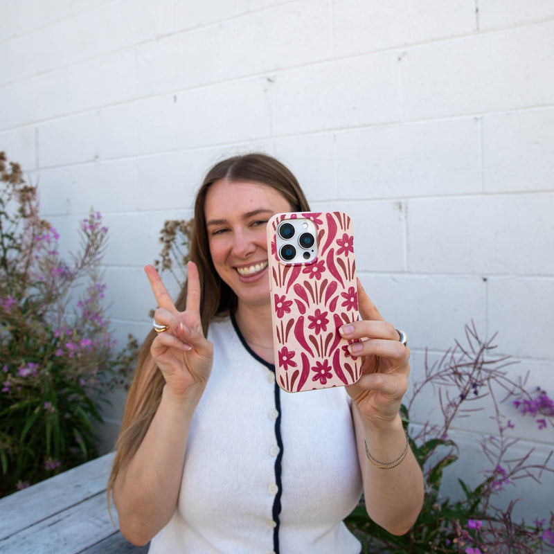 Seashell Flower Stack Google Pixel 8 Case