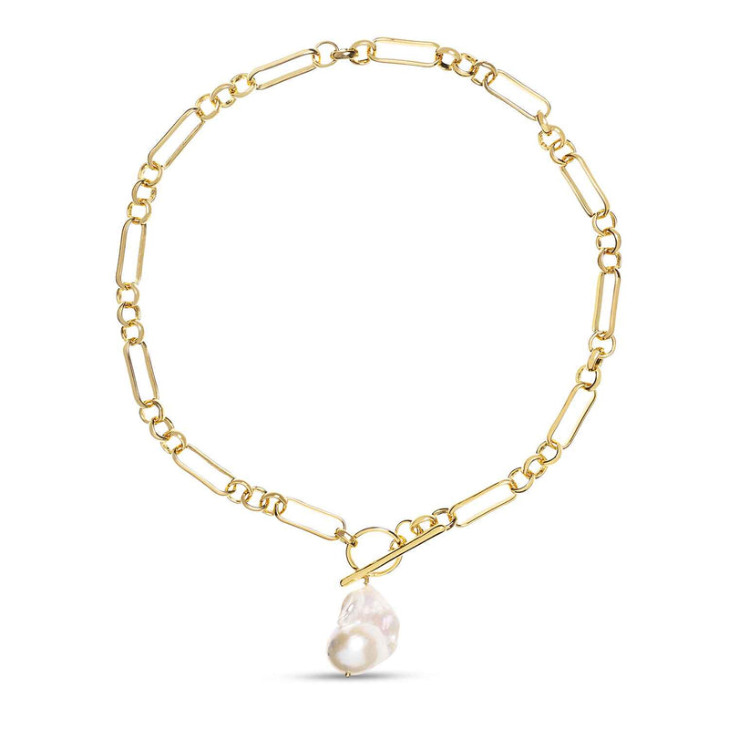 Make a bold statement with the Alba Chunky Mixed Link Gold Necklace and it’s vintage Keshi pearl pendant. Ideal for every-day wear and stacking necklaces.