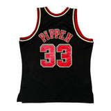 Scottie Pippen #33 1997-98 Chicago Bulls Mitchell & Ness Nba Jersey - XL Black Polyester