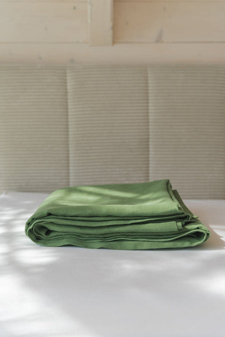 Linen flat sheet in Matcha Green