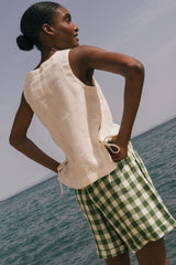Mia linen shorts in Green Gingham