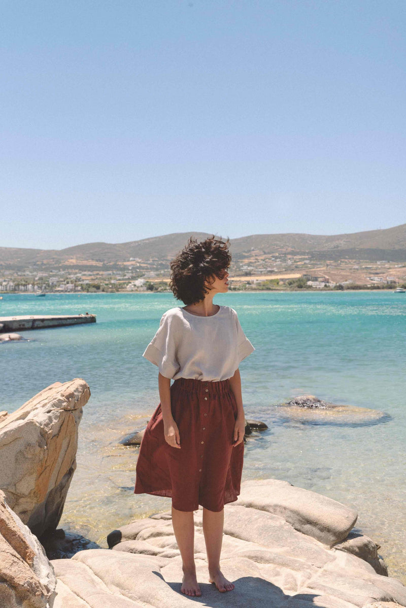 Daisy linen skirt with buttons in Terracotta