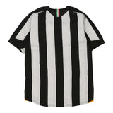Vintage black & white Juventus Age 15 Nike Football Shirt - boys large