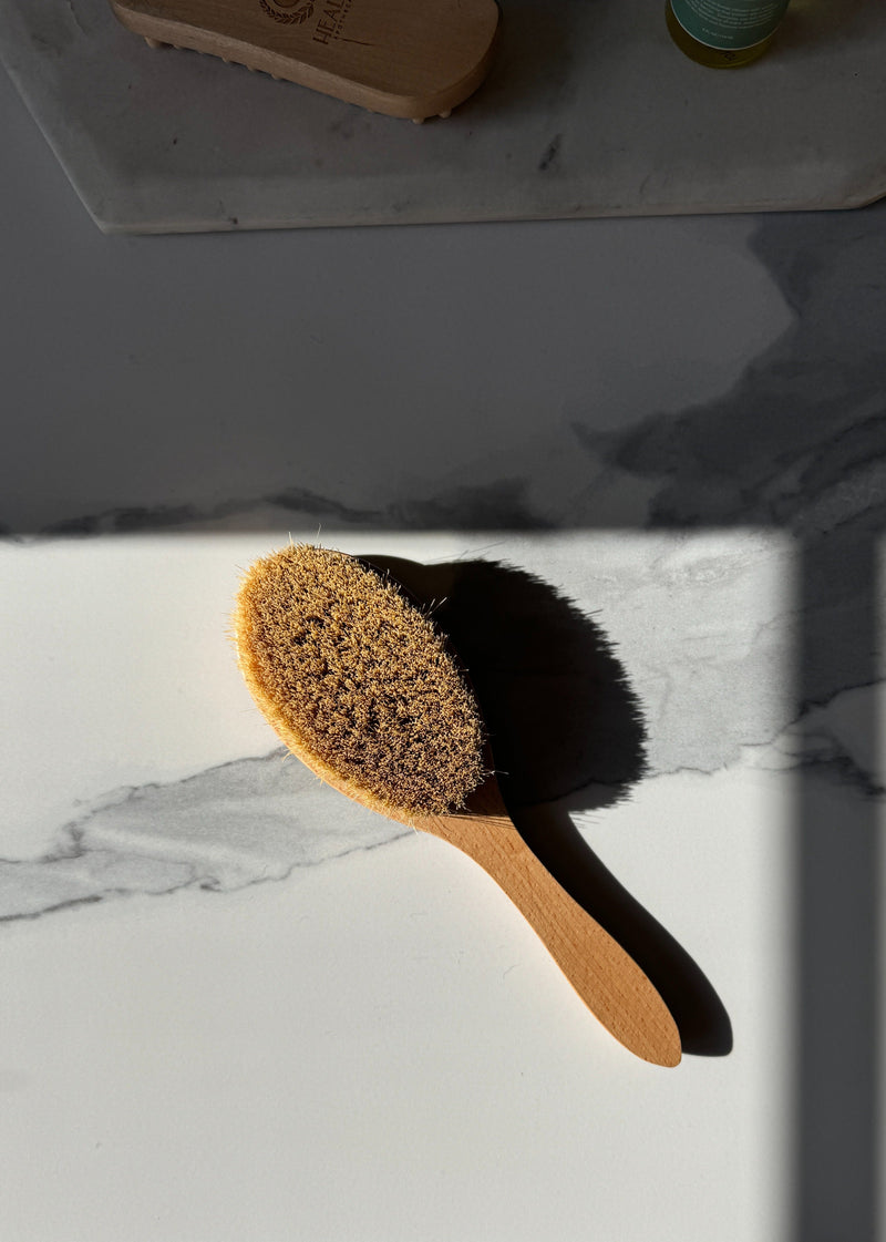 Heales Apothecary Dry Brush