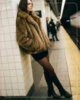 Lustrous Shiny Semi-Opaque Stirrup Tights
