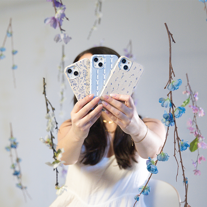 London Fog Indigo Bouquet iPhone 15 Plus Case