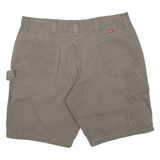 WRANGLER Mens Workwear Shorts Green XL W38