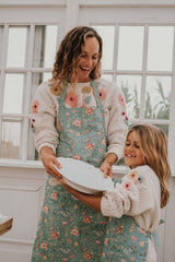 Women's apron