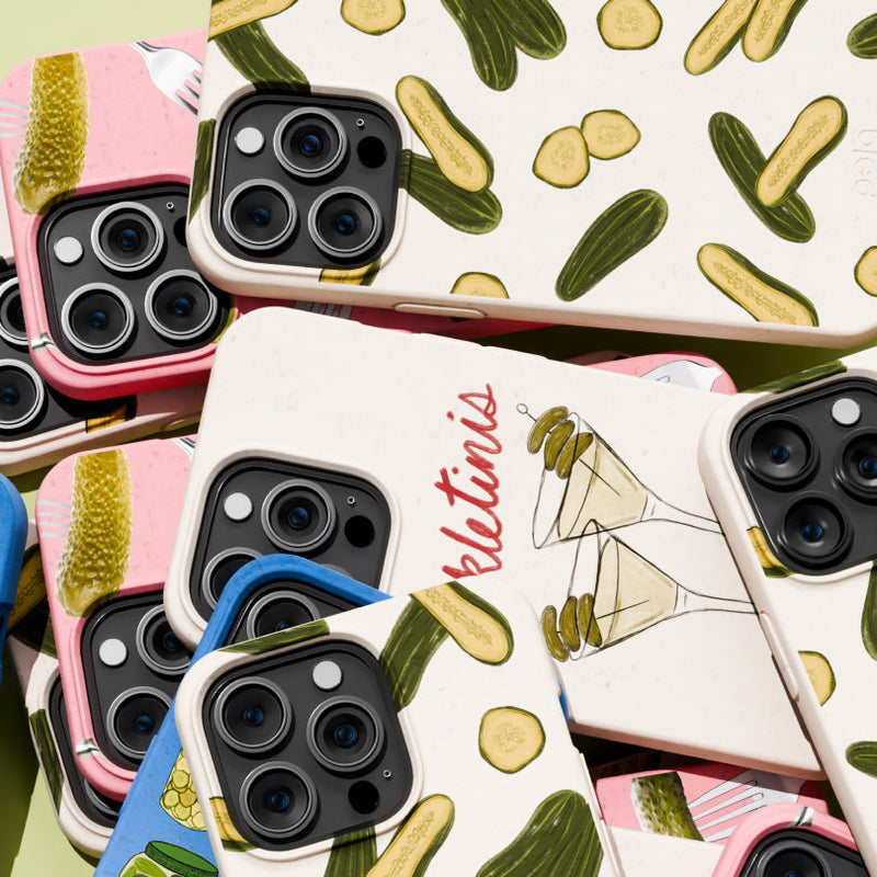 Seashell Pickletinis iPhone 14/16e Case