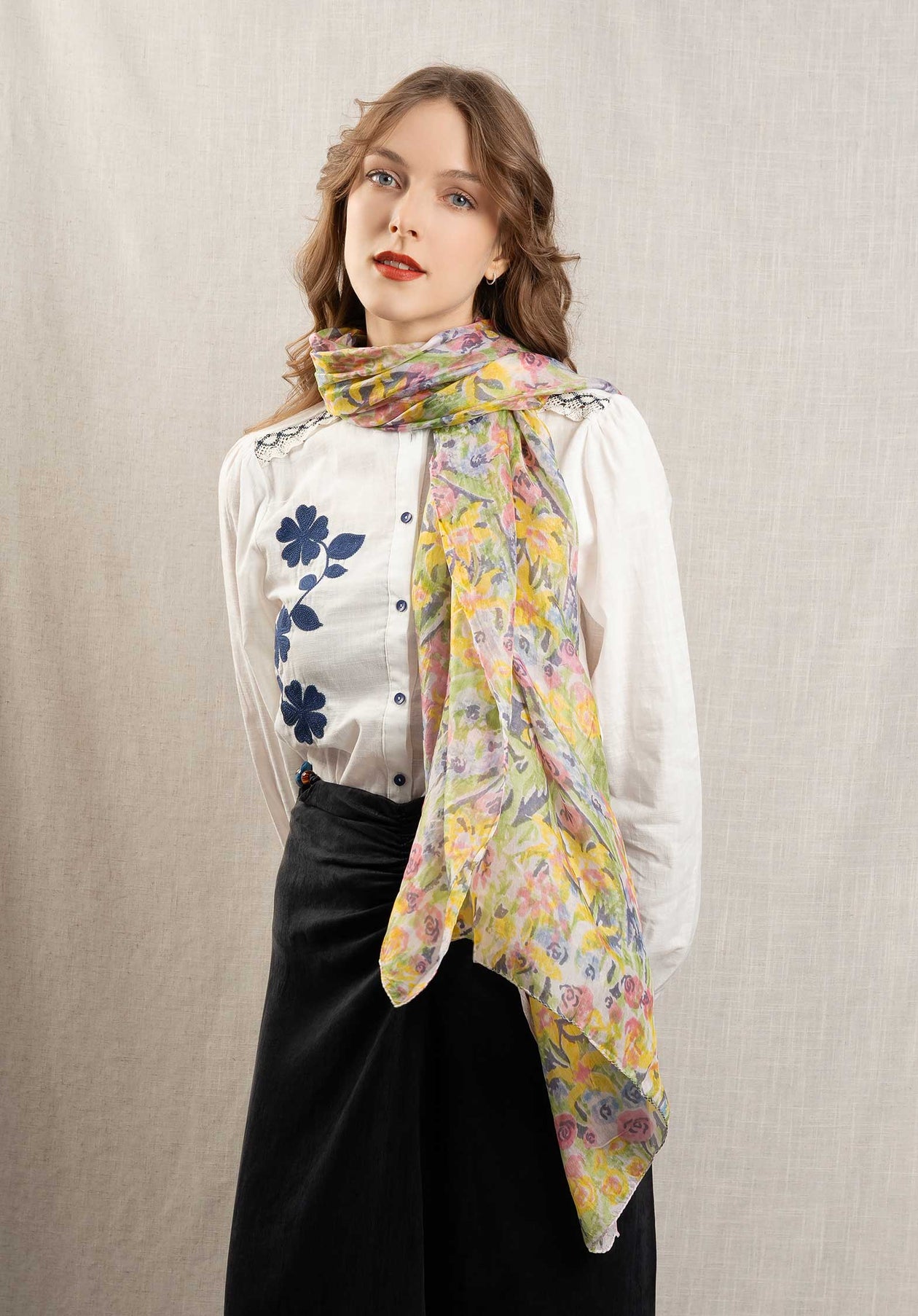 Scarf 64650 Silk Scarf Bouquet – Cerqular - Main Image