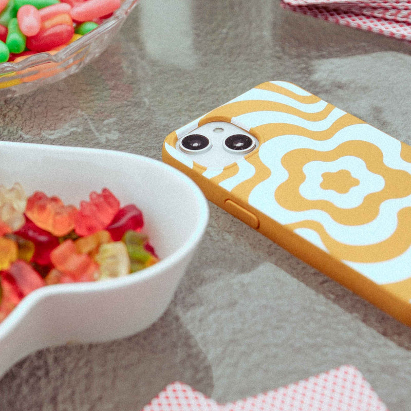 Honey Morning Flower iPhone 14/16e Case