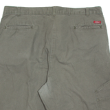 DICKIES Mens Workwear Shorts Green Relaxed 2XL W42