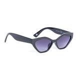 Retro Angular Cat Eye in Black